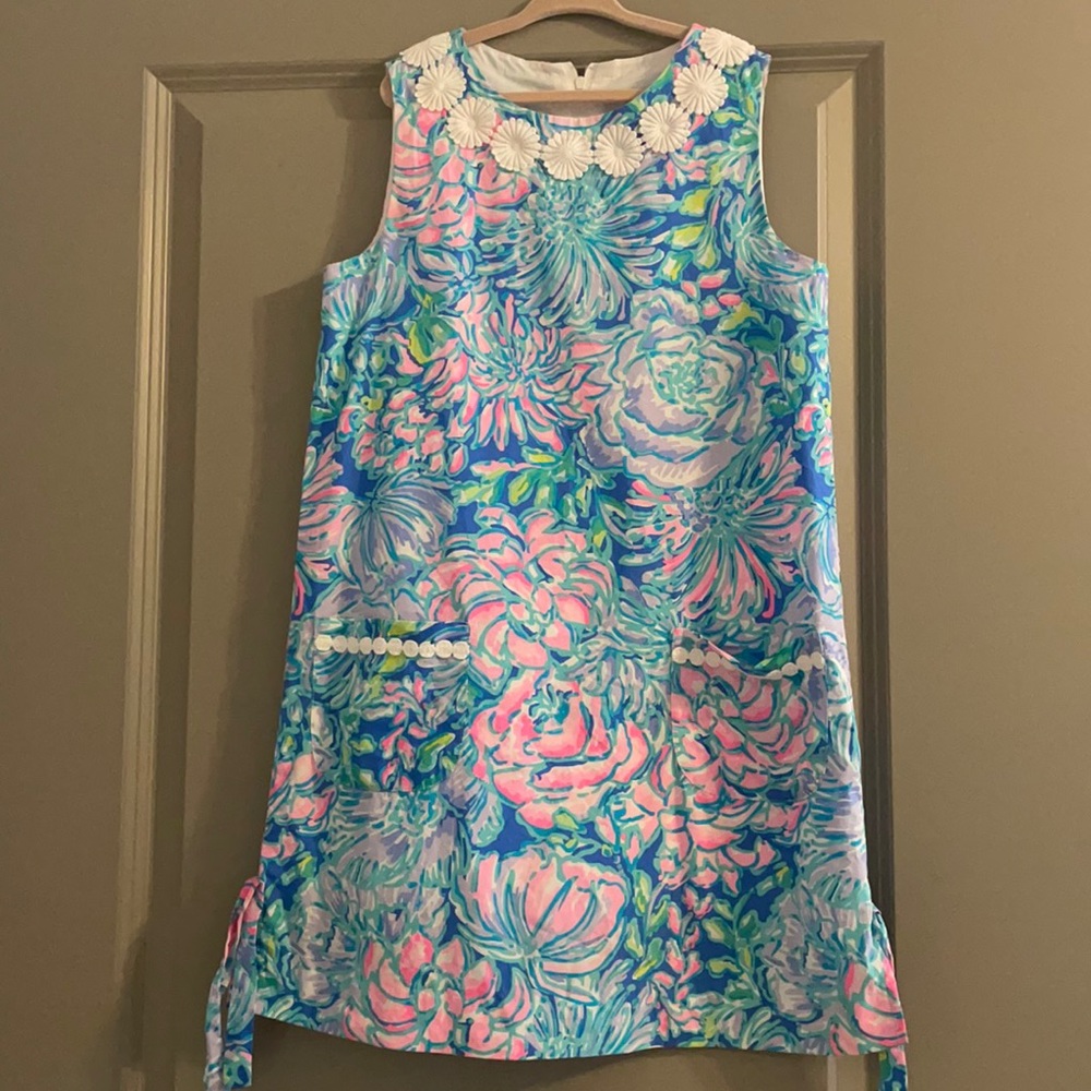 Girls Lilly Pulitzer classic shift dress, size 10